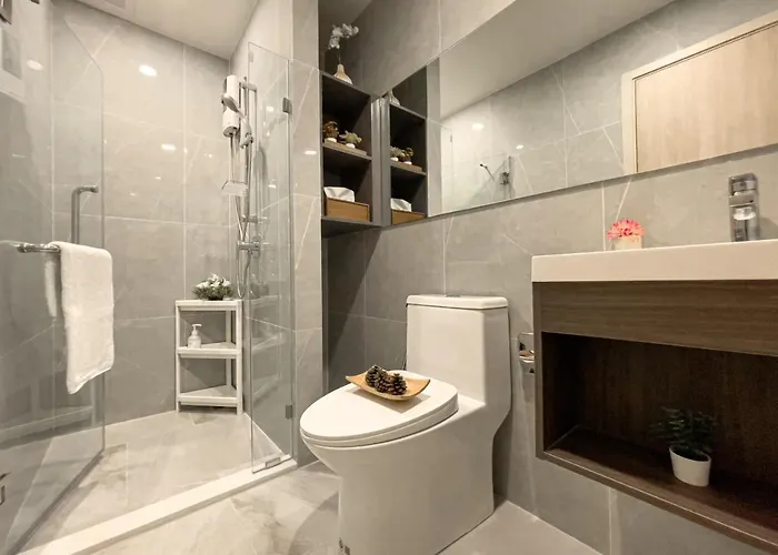 Luxury 2br︱fast Wifi︱walk To & Mrt Rama 9 Apartment