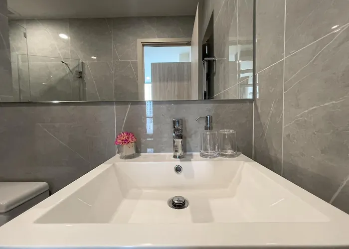 Luxury 2br︱fast Wifi︱walk To & Mrt Rama 9 Apartment *