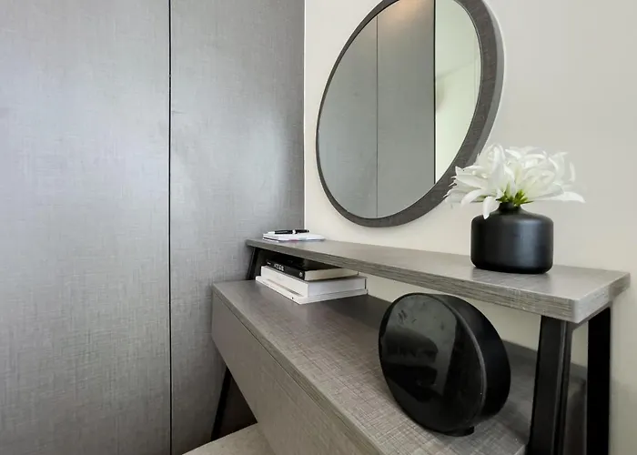 Apartment Luxury 2br︱fast Wifi︱walk To & Mrt Rama 9 Bangkok