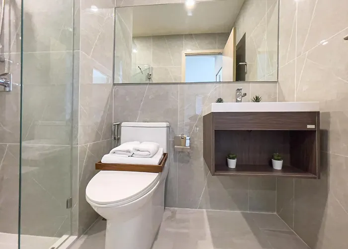 Luxury 2br︱fast Wifi︱walk To & Mrt Rama 9 Bangkok